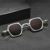 Luz Titanium Vintage Eyeglasses Frame With Sunglasses Clips